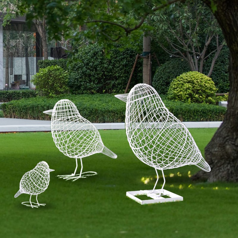Outdoor stainless steel hollow bird furniture park view atmospheric high-end grid bird sculpture garden decoration