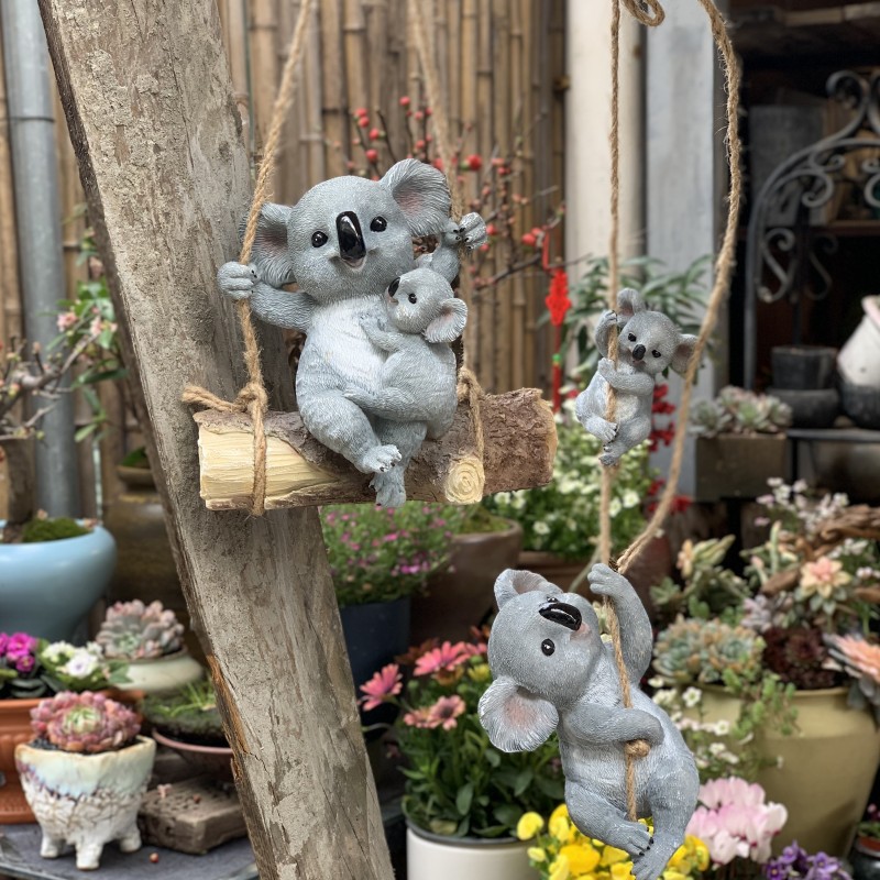 Garden decoration courtyard resin creative outdoor villa high-end creative landscape tree decoration pendant swing koala