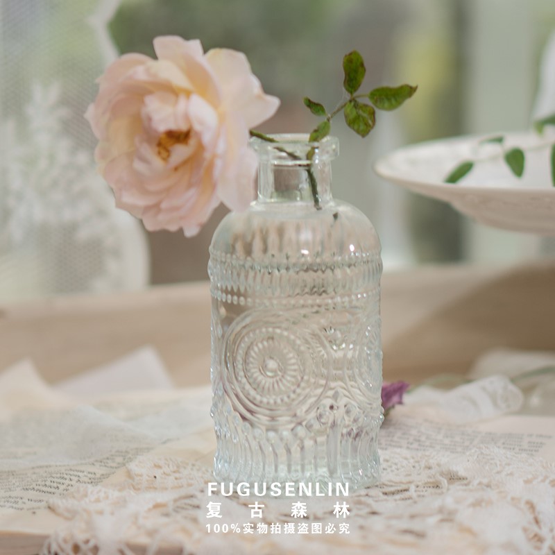 Retro Forest Small Mouth Mini Embossed Glass Vase High-end Creative Dried Flower Flower Arranger Home Desktop Decoration
