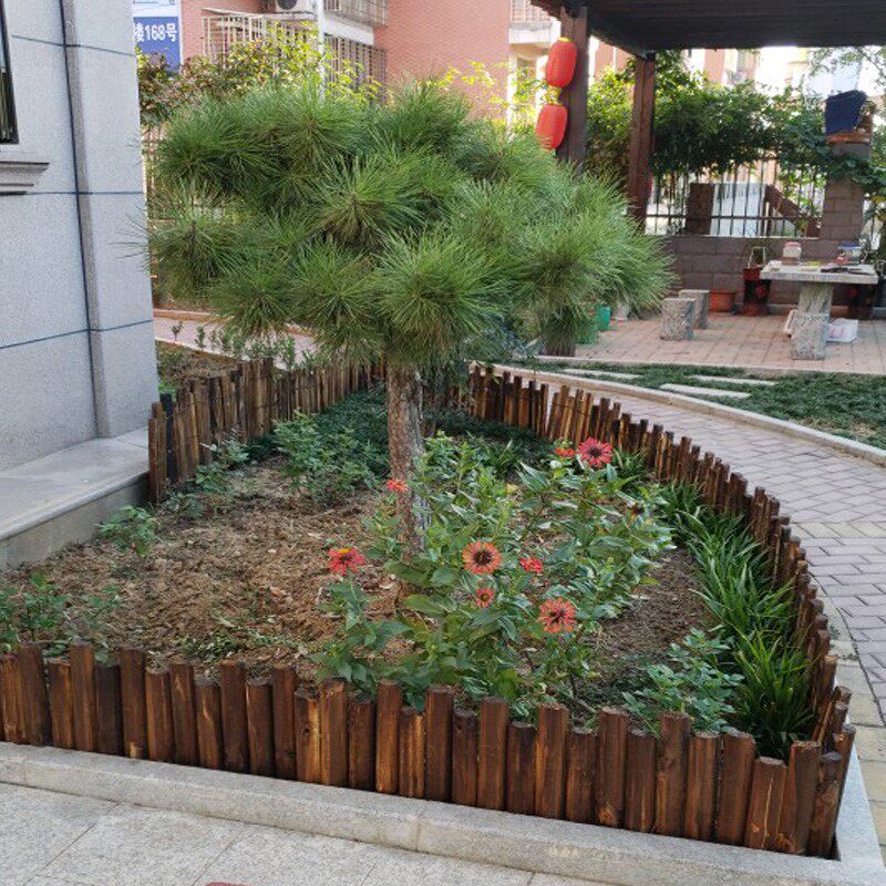 Outdoor anti-corrosion fence carbonized stake garden atmospheric upscale partition of courtyard fence decorated fence