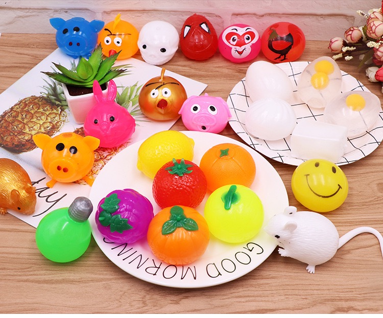 5 Q bomb fruits fall not rotten vent water balloon out of the balloon simulation bun slow rebound recovery decompression toy