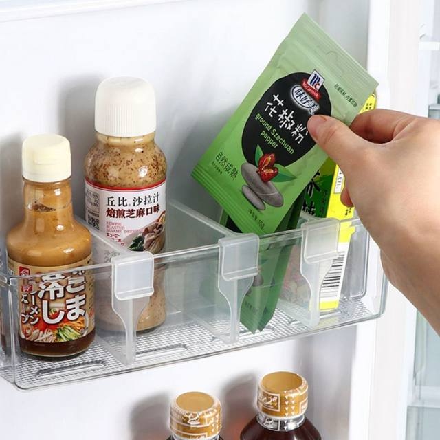 Refrigerator partition clamp side door partition partition partition artifact adjustable small snap drawer storage universal partition