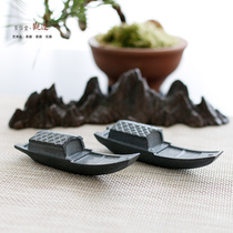 Looking at the Natural Black Gold Stone tea pet riding the wind and Breaking the Waves stone hand ornaments creative tea set accessories personality decoration can be raised