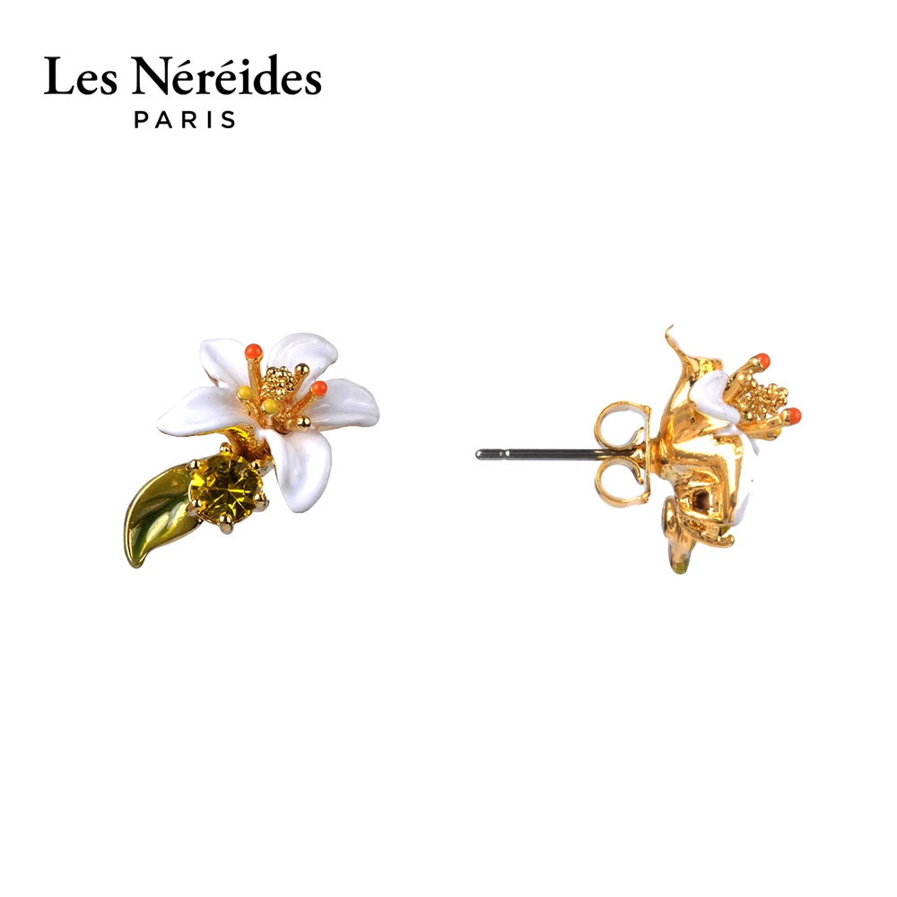Серьги из серии Provence Garden от Les Nereides: апельсиновые цветы, белый цветок с зелёным листом, изящные эмалированные серьги