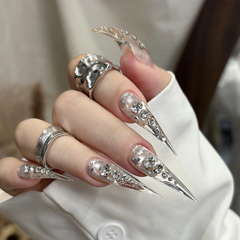Highly Transparent Dragon Claw Sparkling Nail Art, Exclusive for Hot Girls and Sweet Girls, Full Diamond Nail Art, Wearable Nails Highly Transparent Dragon Claw Sparkling Nail Art, Exclusive for Hot Girls and Sweet Girls, Full Diamond Nail Art, Wearable Nails