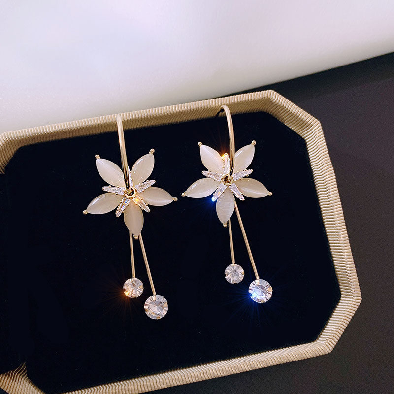 Fashion flower tassel earrings women 2021 new high-end sense light luxury temperament net red earring earring earring earrings trend