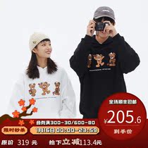 PSO Brand red scarf little bear fleece hooded sweater mens Tide Brand autumn and winter hoodie couple coat