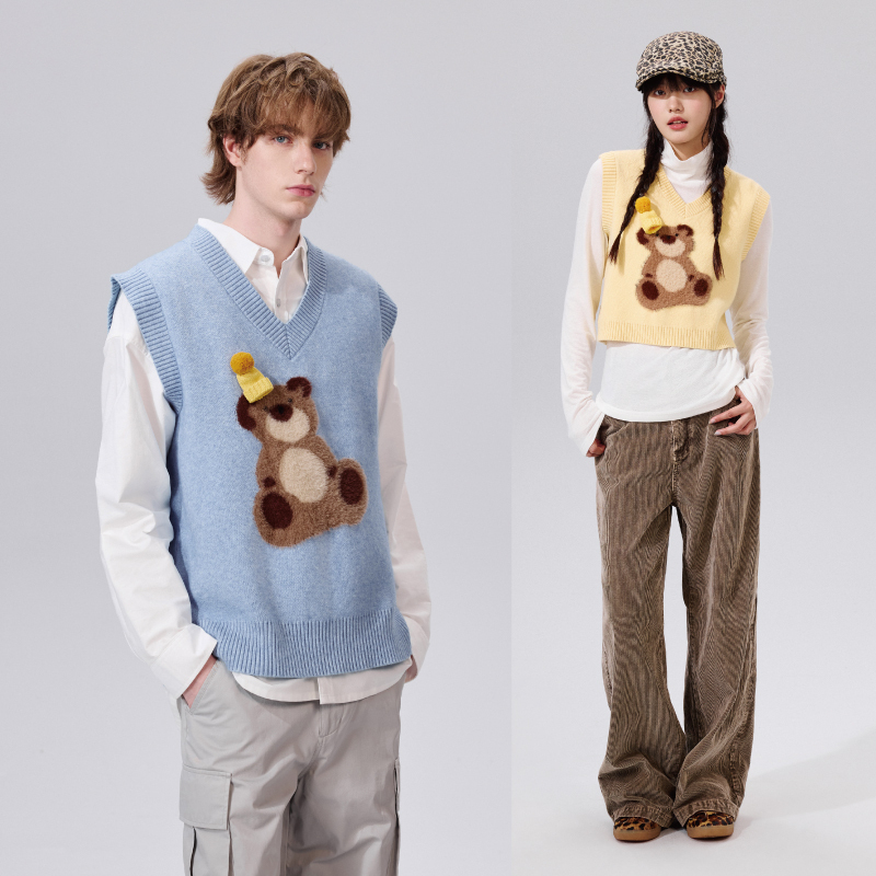 Pso Brand Men's and Women's Faux Rabbit Fur Core-Spun Yarn Cute Bear V-Neck Sweater Vest for Women, Short Style for Autumn