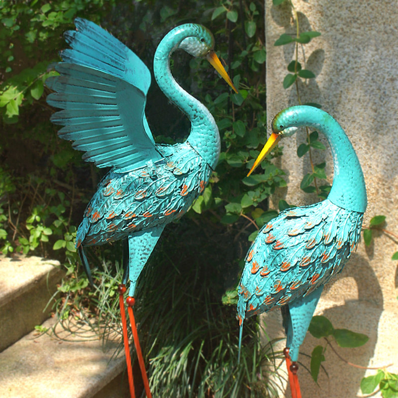 Courtyard Ornaments, Outdoor Garden Landscape, Iron Art Peacock and Crane, Large Floor-Standing Water Feature, Landscaping, Garden Layout and Decoration
