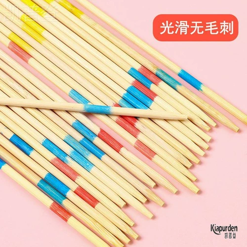 Девушка собирает палочки, бамбуковая палка игрушечная палка Game Stick Puzzle 80 Box, количество палочек, традиционные сборщики
