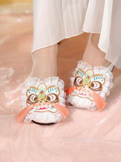 Old Beijing Cloth Shoes for Women, Summer Outdoor Wear, Soft-Soled, Breathable, Embroidered Sandals, Ethnic Style, Intangible Cultural Heritage, Adult Tiger Head Shoes