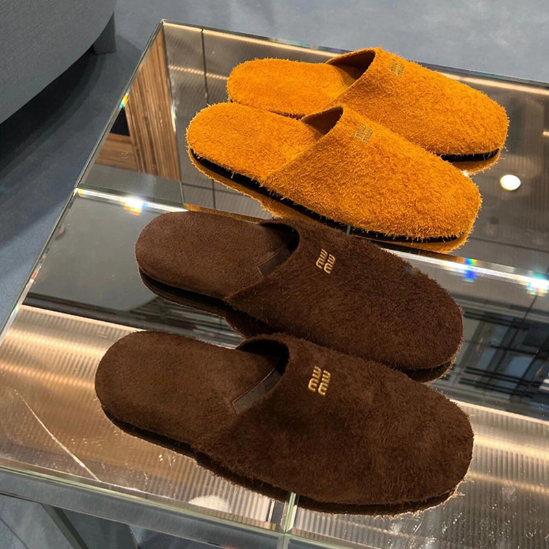All-Leather~Miu Brand Slip-On Mules for Women, New 2026 Model, Comfortable Slip-On Flat Shoes for Outdoor Wear All-Leather~Miu Brand Slip-On Mules for Women, New 2026 Model, Comfortable Slip-On Flat Shoes for Outdoor Wear