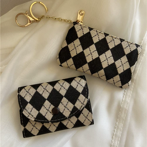 Супер популярная в этом году в ретро -бриллиантовой сумке