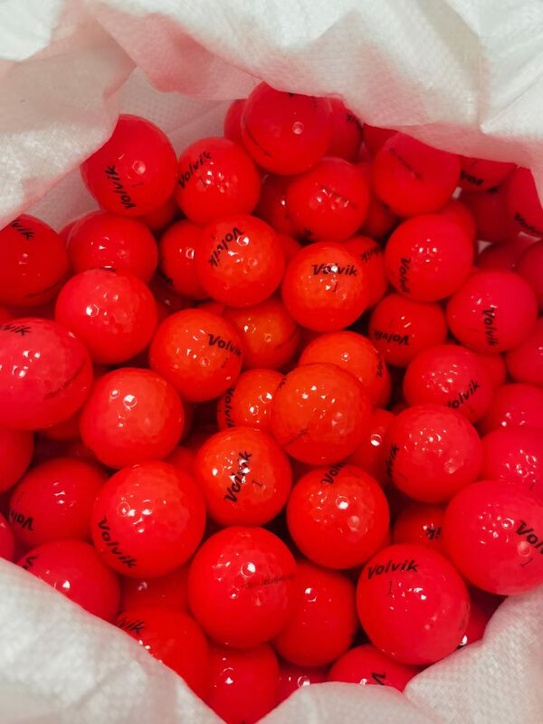 Volvik Colored Balls, Korean Brand, Brand New, Genuine, Bulk Three-Layer Balls, Long-Distance Competition, Off-Course Balls, Golf Balls