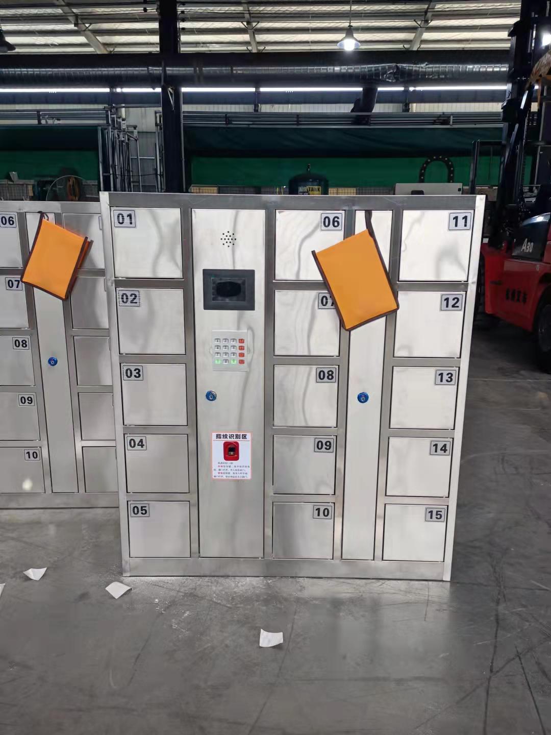 定制304不锈钢健身房十五门存包柜智能指纹手机存放柜多门储物柜