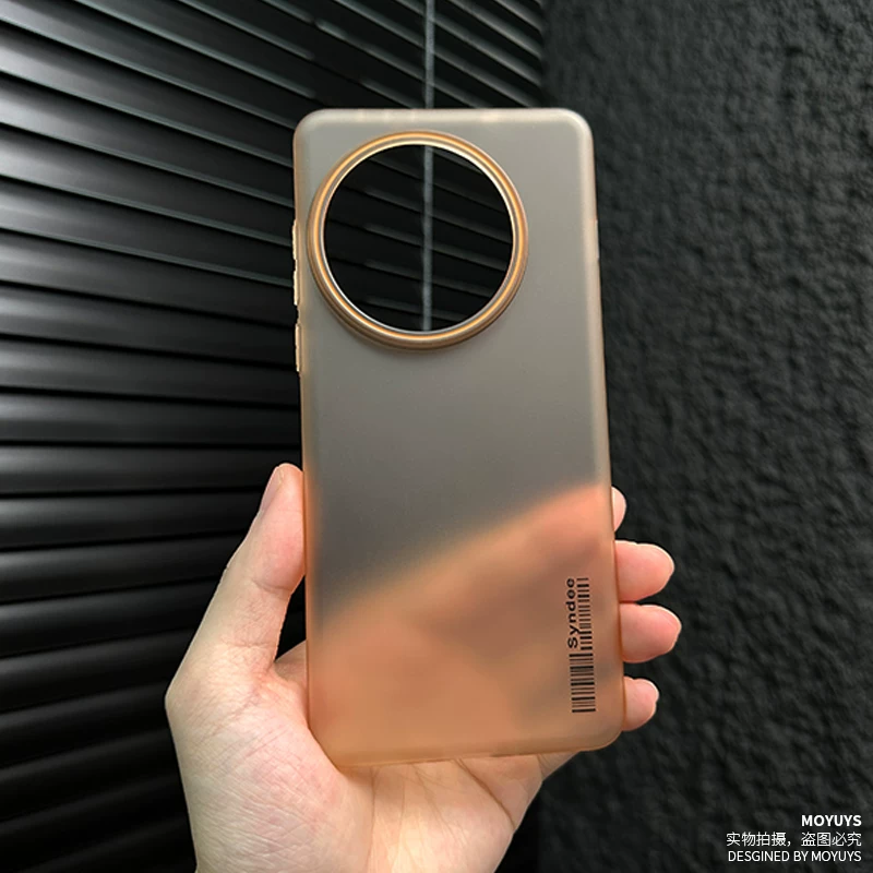 Чехол для телефона (OnePlus) OnePlus 13 / ACE5 — магнитный, полупрозрачный поликарбонат с софт‑тач, ультратонкий матовый