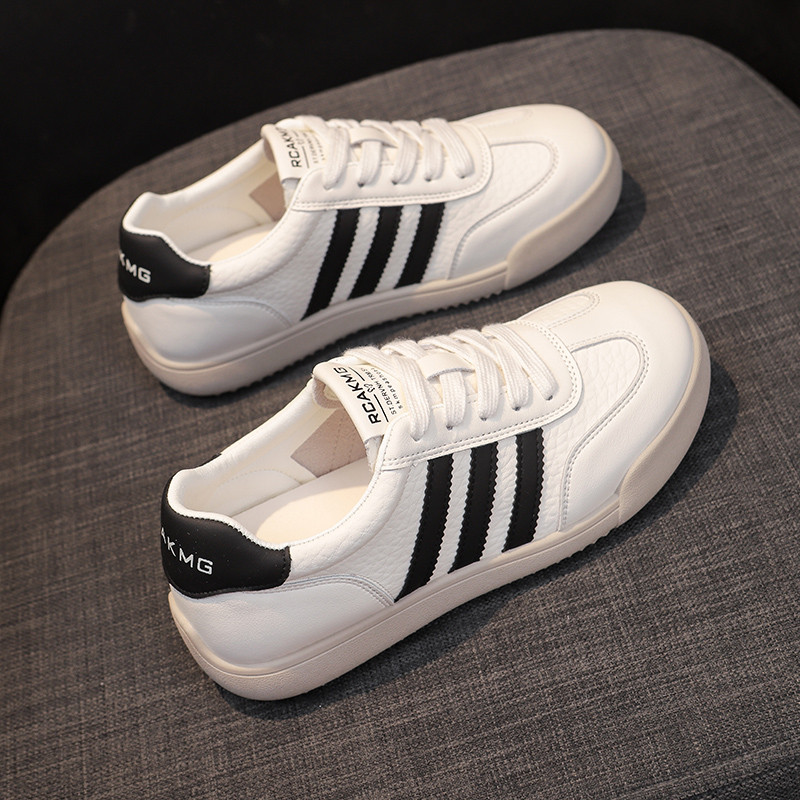 Наступая на дерьмо, кожаные белые туфли на плоской подошве, женская обувь, новинка 2025 года, осенняя универсальная немецкая обувь для тренировок, легкая спортивная обувь на мягкой подошве