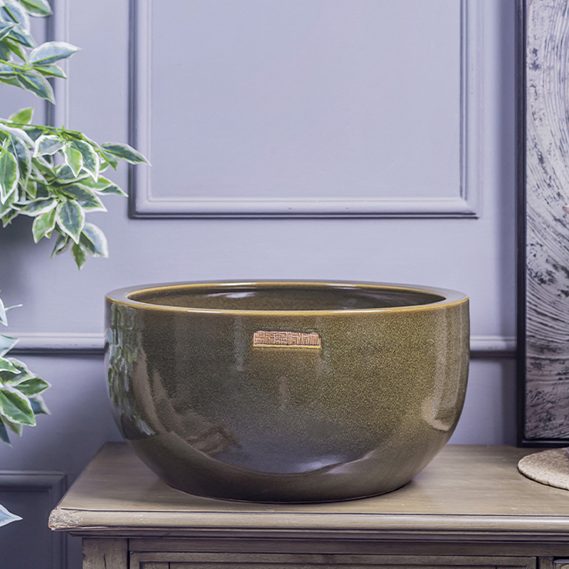 Jingdezhen ceramic aquarium small fish basin bowl lotus lotus lotus tortoise cylinder sitting room feng shui goldfish bowl