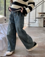 Синяя модель Весенняя модель