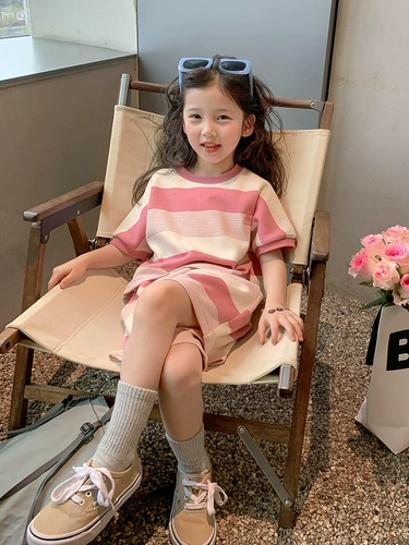 Спортивный костюм, рубиновая детская летняя одежда, детский комплект, популярно в интернете, короткий рукав, детская одежда