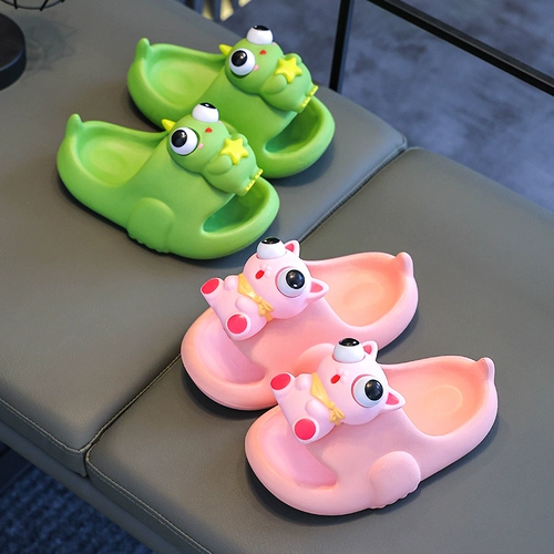 Детские мультяшные милые нескользящие тапочки для мальчиков, слайдеры, мягкая подошва