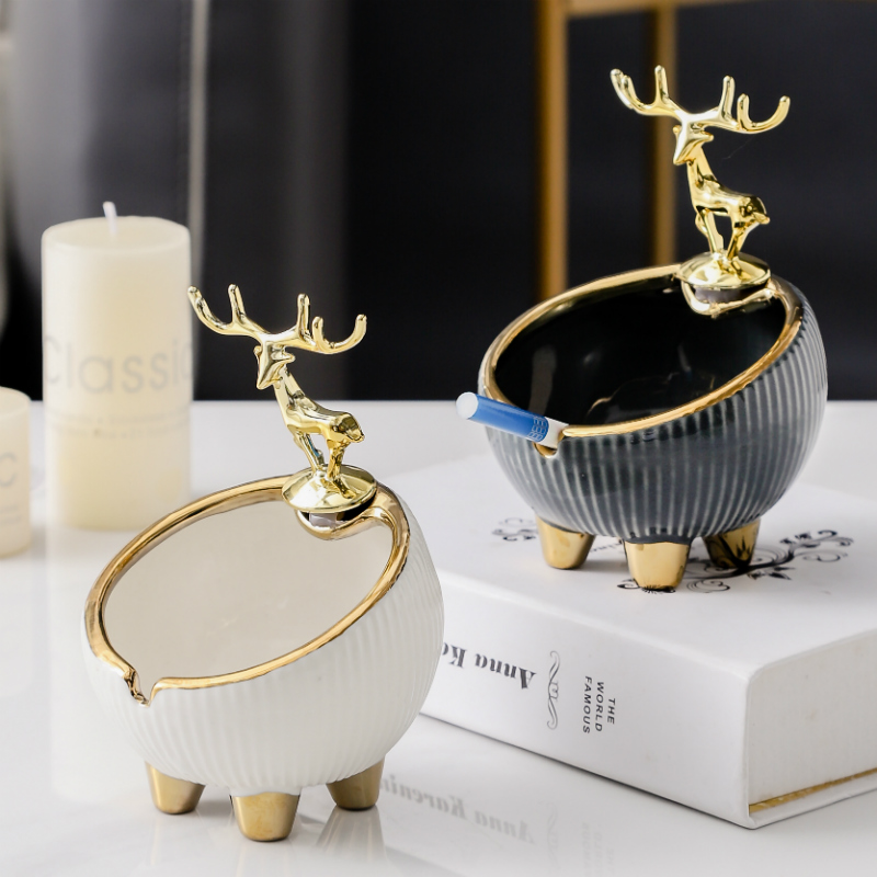 Nordic Light Extravaganza Red ceramic Tobacco Ashtray Home Living Room Personality Trends Fashion Creative Tea Table Decorations Hem