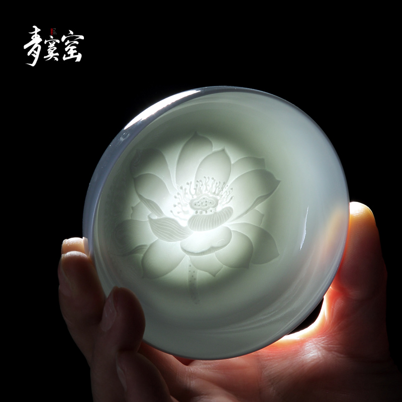 Its green up with white porcelain of jingdezhen tea service master cup single cup sample tea cup teacup coaster a single hand