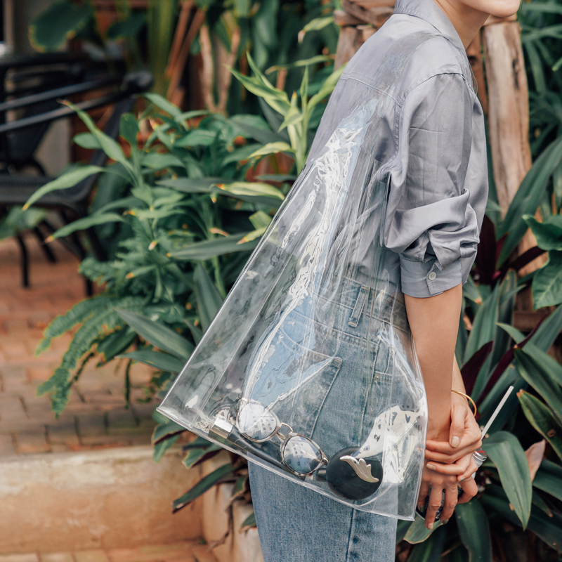 Transparent bag PVC handheld plastic in clothing shopping activities advertising gift bag custom logo