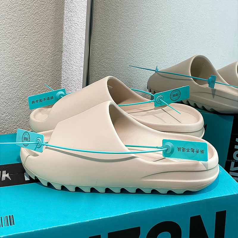 Yezi Yeezy Coconut Slippers for Men, Genuine from Putian, Official Website, Outdoor Thick-Soled Summer 2024 New Model, Women's Style Yezi Yeezy Coconut Slippers for Men, Genuine from Putian, Official Website, Outdoor Thick-Soled Summer 2024 New Model, Women's Style