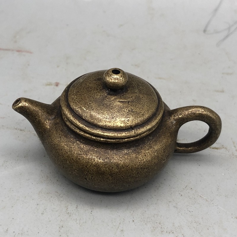 Antique miscellaneous collection Pocket mini small copper pot Small wine pot Tea ceremony craft small ornaments Handle pieces