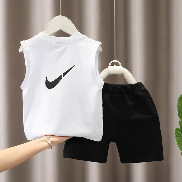 Boys' summer vest suit 2022 new foreign style boy handsome clothes children's trendy brand sleeveless two-piece suit