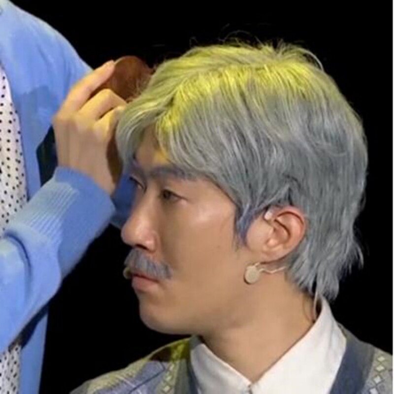 Men's stage performance gray wig