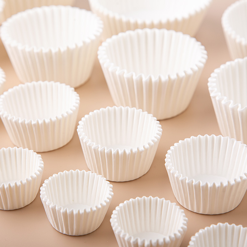 スノーメイニアン紙トレイ使い捨てカップケーキ耐油グリーングループ小さなカップマフィンカップベーキングモールド底トレイ紙パッド