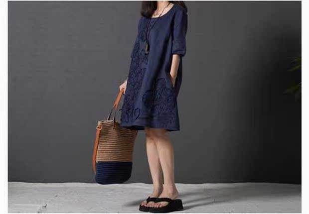 Mùa hè 2019 mới kích thước lớn của phụ nữ gió quốc gia thêu lỏng đầm dài tay áo cotton và vải lanh Một chiếc váy chạm đáy từ - A-Line Váy mẫu váy chữ a