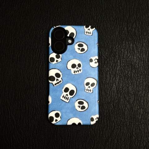 Muertos Skulls Dark Theme iPhone Case