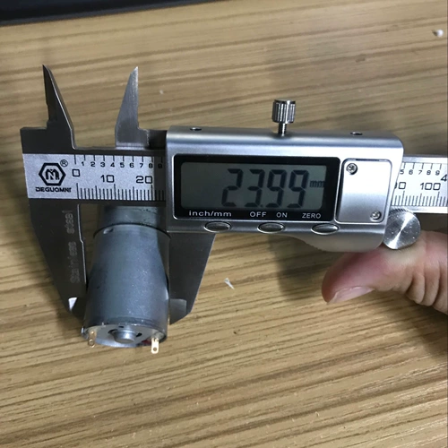 25 мм 25GA 370 Metal Gear Deceleration двигатель 6 В 12 В 250-500 об / мин крутящий момент DC Двигатель