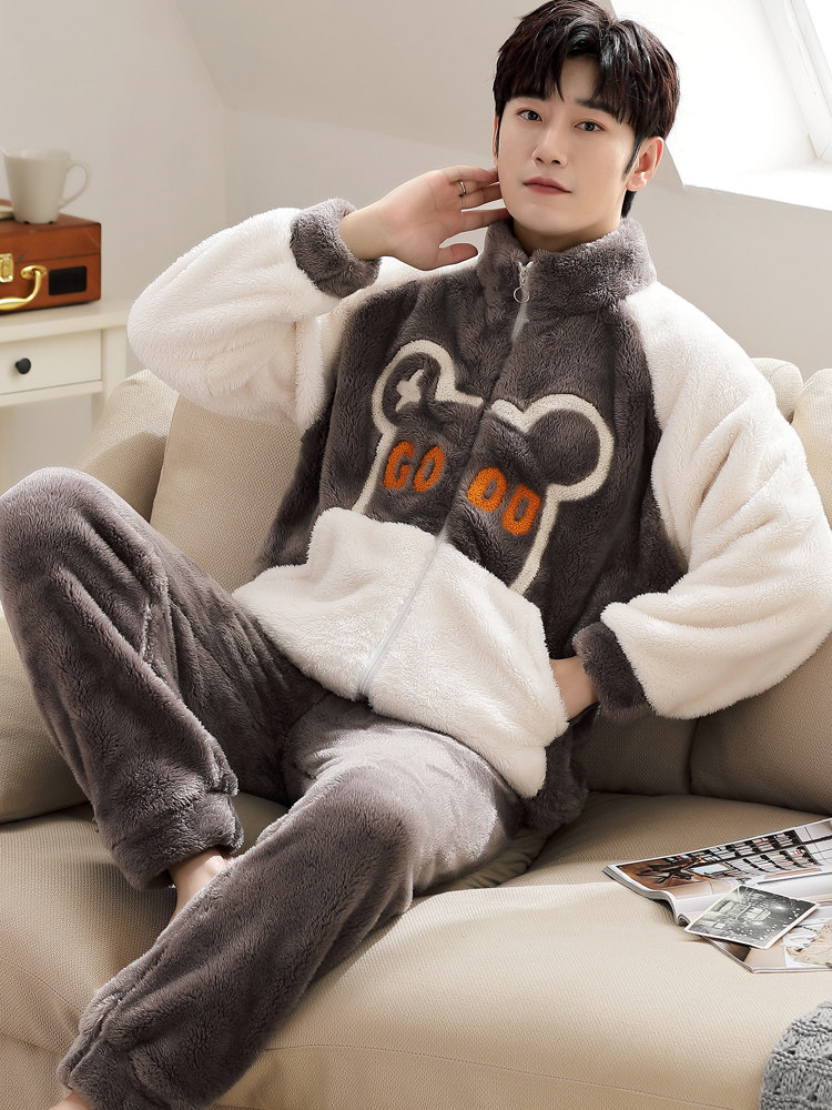 2021 New high school students in junior high school winter 14 year old children's pyjamas 13 years old Winter men's thickening autumn