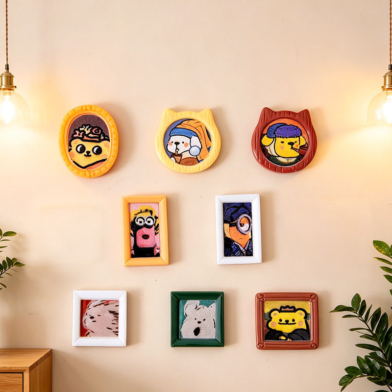 Original New Product Famous Painting Small Animal Photo Frame Resin Ornaments DIY Dollhouse Decoration Accessories Pendant Resin