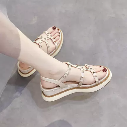 Летние модные универсальные сандалии, коллекция 2022 года, тонкая ремешка