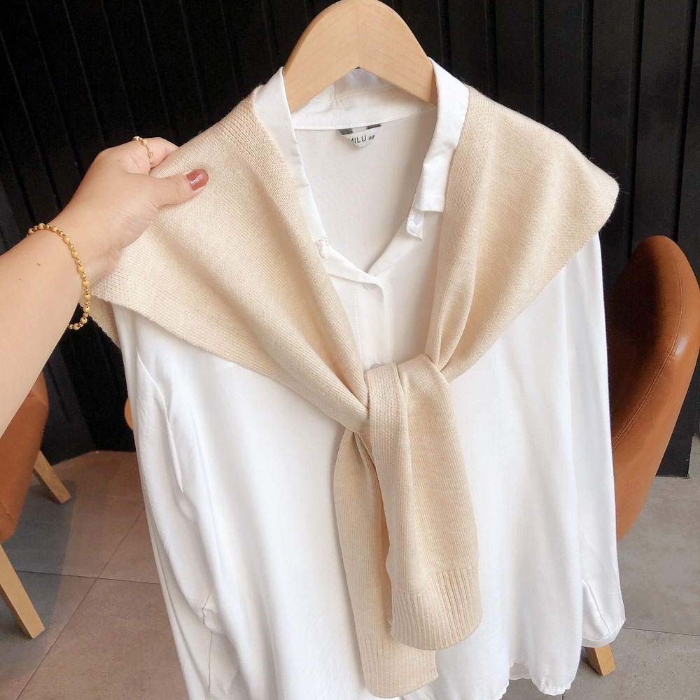 Zhao Lusi's same apricot-colored wool outer wear shawl women's net red all-match vest false collar spring and autumn scarf shoulder