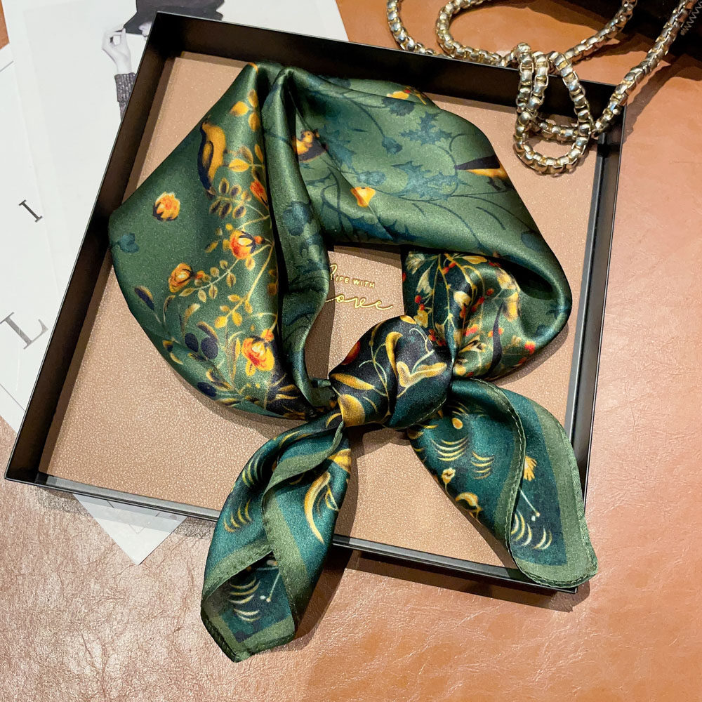 Spring and autumn green sentiment 100 % silk towel temperament of fancy silk silk fashion small tissue girl to give the gift mother