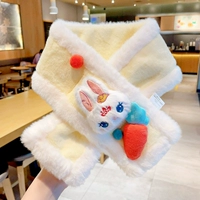 Желтый кролик-морковка в национальном стиле