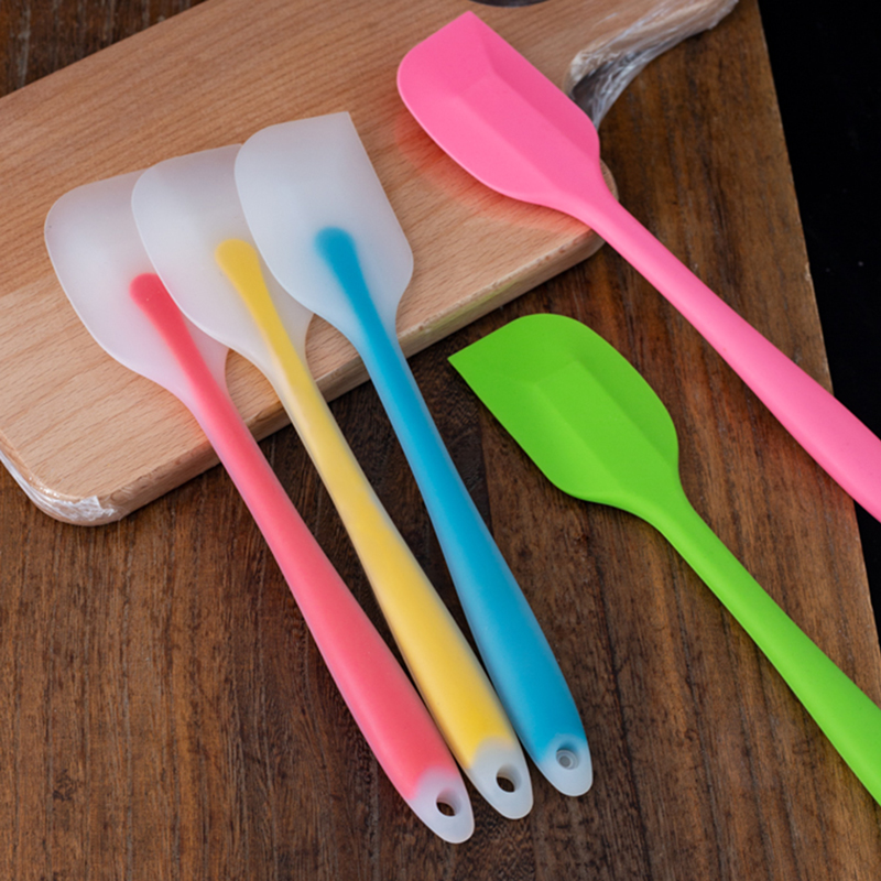 Integrated large number high temperature resistant silicone scraper baking cream rubber eraser soft scraper shovelling tool
