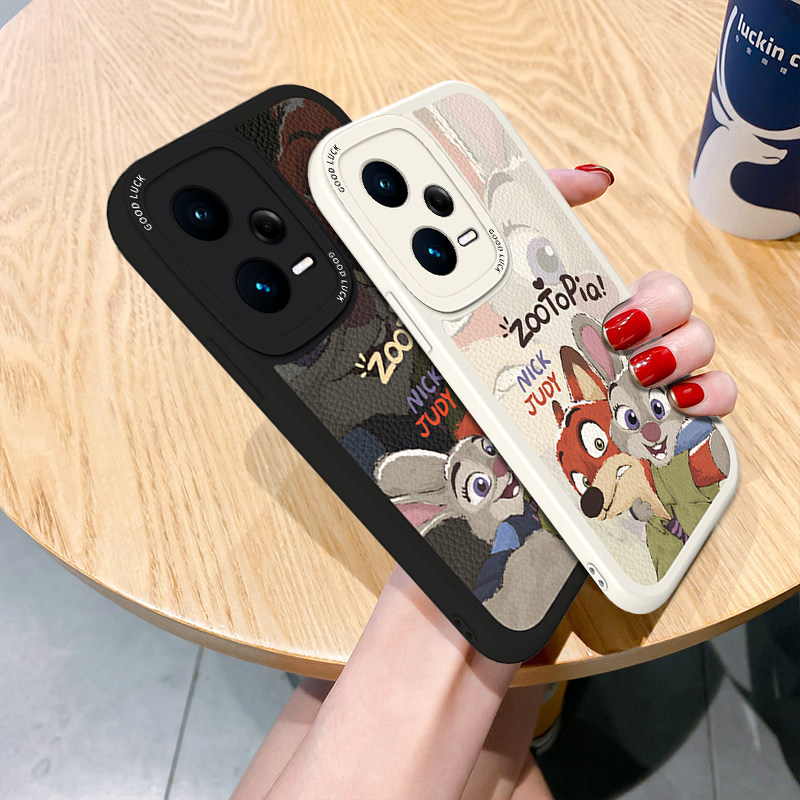 Защитный чехол для Redmi Note 14 / Turbo 5 Max Zootopia (Ник и Джуди)