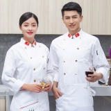 Крупный ресторан с длинной мужской и женской отель с длинной мужской и женской гостиной