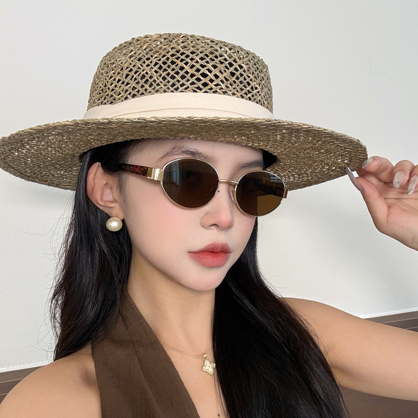 老钱风太阳眼镜女款高级感2026新款猫眼椭圆茶色方圆脸复古港风太阳眼镜