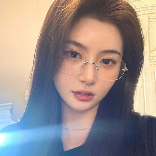 Чистое бессмысленное интернет -знаменитость безрамные очки женская близорукая миопия изменение цвета квадратный золотой проволока небольшие золотые границы просты