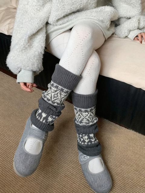 Retro Fair Isle Stacked Socks for Autumn and Winter, Warm and Suitable for Pairing with Snow Boots, Leggings, Cashmere Thickened Gray Calf Sleeves