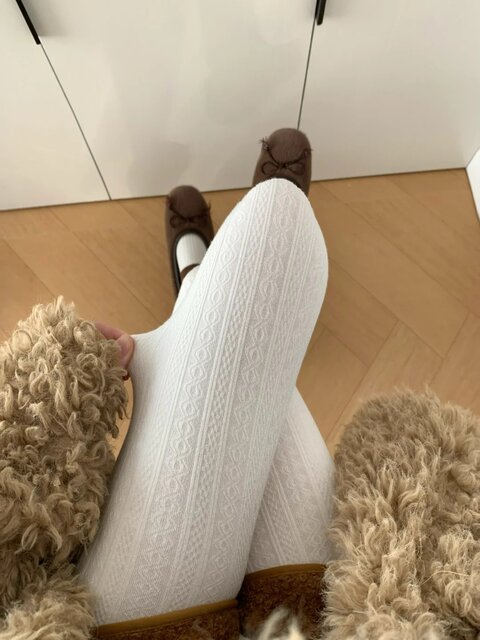 Autumn and Winter Milk White Pantyhose for Women, Jk Style, Thickened, Slimming, Thin Japanese-Style Cable Knit, Fleece-Lined Oatmeal Cotton Leggings