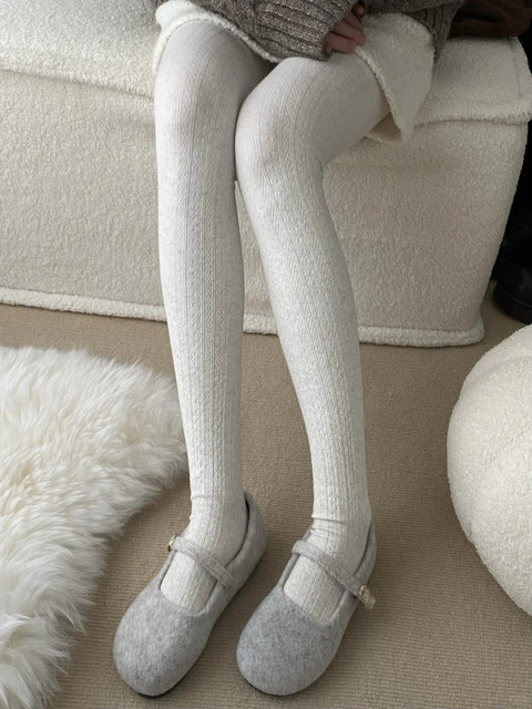 Autumn and Winter Milk White Pantyhose for Women, Jk Style, Thickened for Outer Wear, Slimming, Thin Style, Japanese Twist Pattern, Fleece-Lined Oatmeal Cotton Leggings